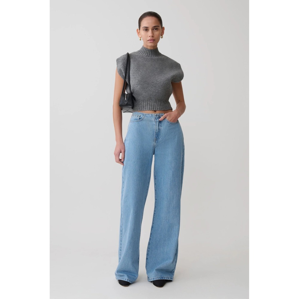 MESHKI Caitlin Mid Rise Denim Flare Jeans Light Blue Size 14 New With Tags